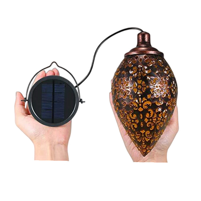 Treo Đèn năng lượng mặt trời ngoài trời IP44 Không thấm nước Vườn năng lượng mặt trời Ánh sáng bằng kim loại rèn Đèn lồng Retro