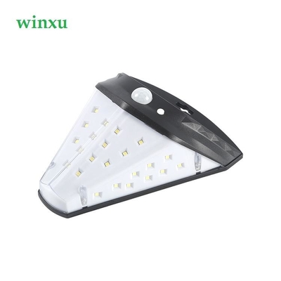 Đèn tường LED năng lượng mặt trời 42led góc rộng lớn 2700K cho sân vườn