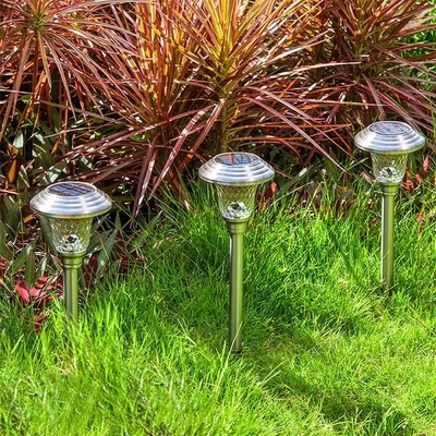 IP55 Đèn sân vườn năng lượng mặt trời chống nước sáng lên đến 12 giờ Ánh sáng mặt trời